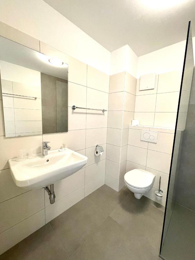 Motel Xl Lounge Traisen Bagian luar foto